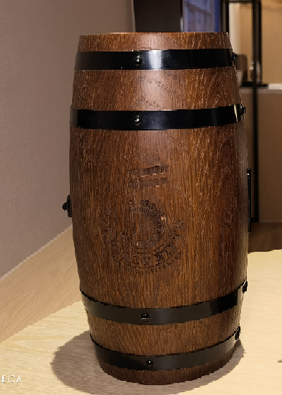 Wood Barrel Packaging